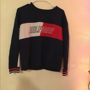 Tommy Hilfiger sweatshirt size medium